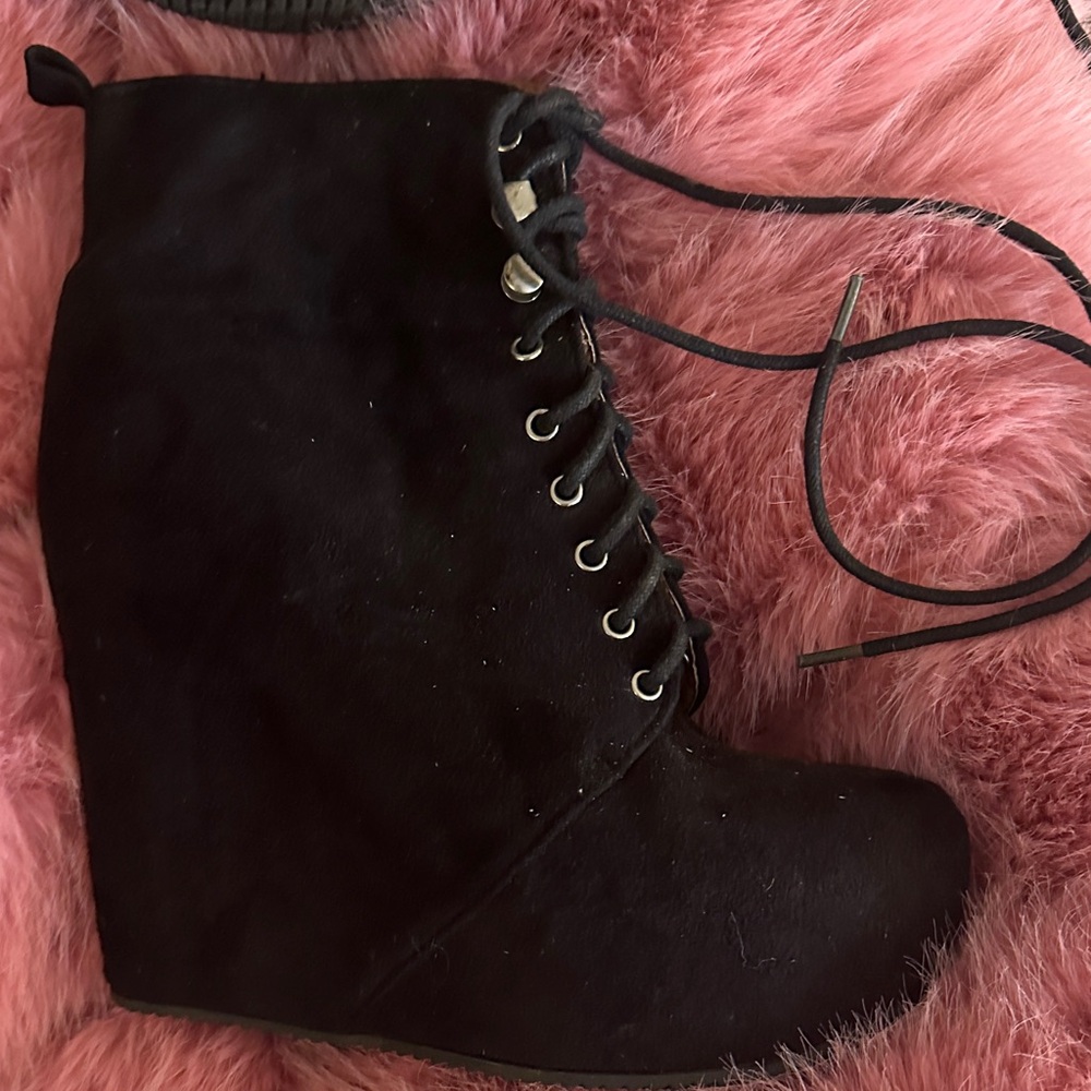 Vintage Soda Black Lace-Up Wedge Boots